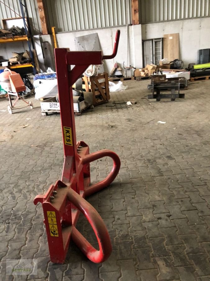 Ballenzange des Typs Sonstige KTS, Neumaschine in Bad Leonfelden (Bild 2)