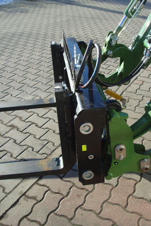 Ballenzange des Typs Sonstige Palettengabel  hyd. Verstellung + Seitenverschub, Neumaschine in Judenburg (Bild 5)