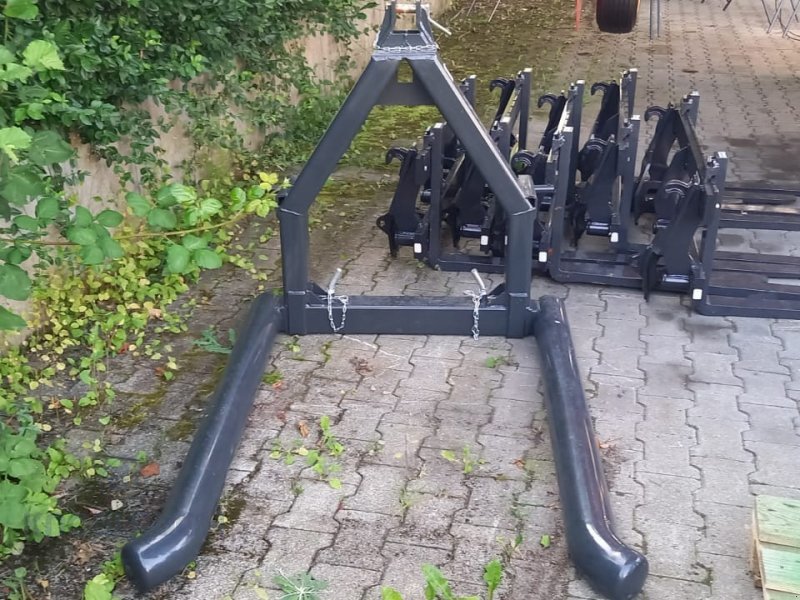 Ballenzange des Typs Stoll Ballentransportgerät Heck Ballengabel, Neumaschine in Wangen (Bild 1)