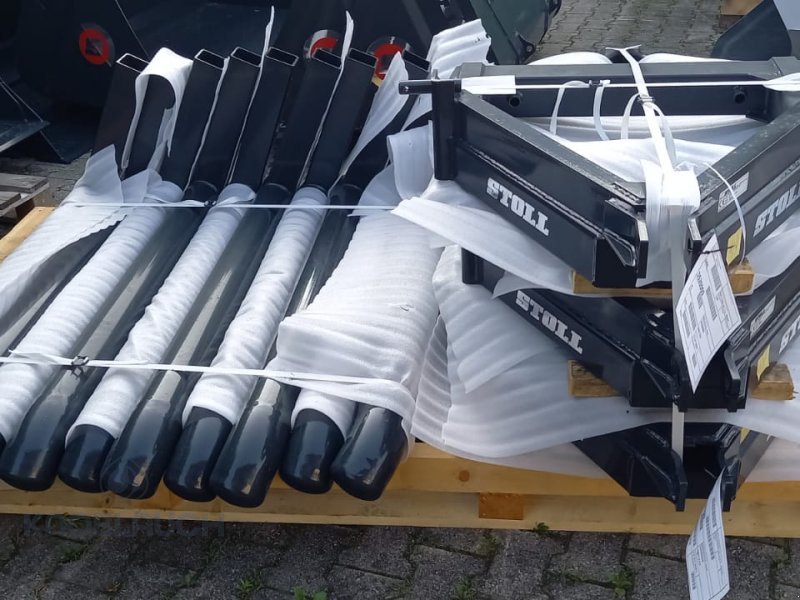 Ballenzange des Typs Stoll Ballentransportgerät Heck Ballengabel, Neumaschine in Wangen (Bild 4)