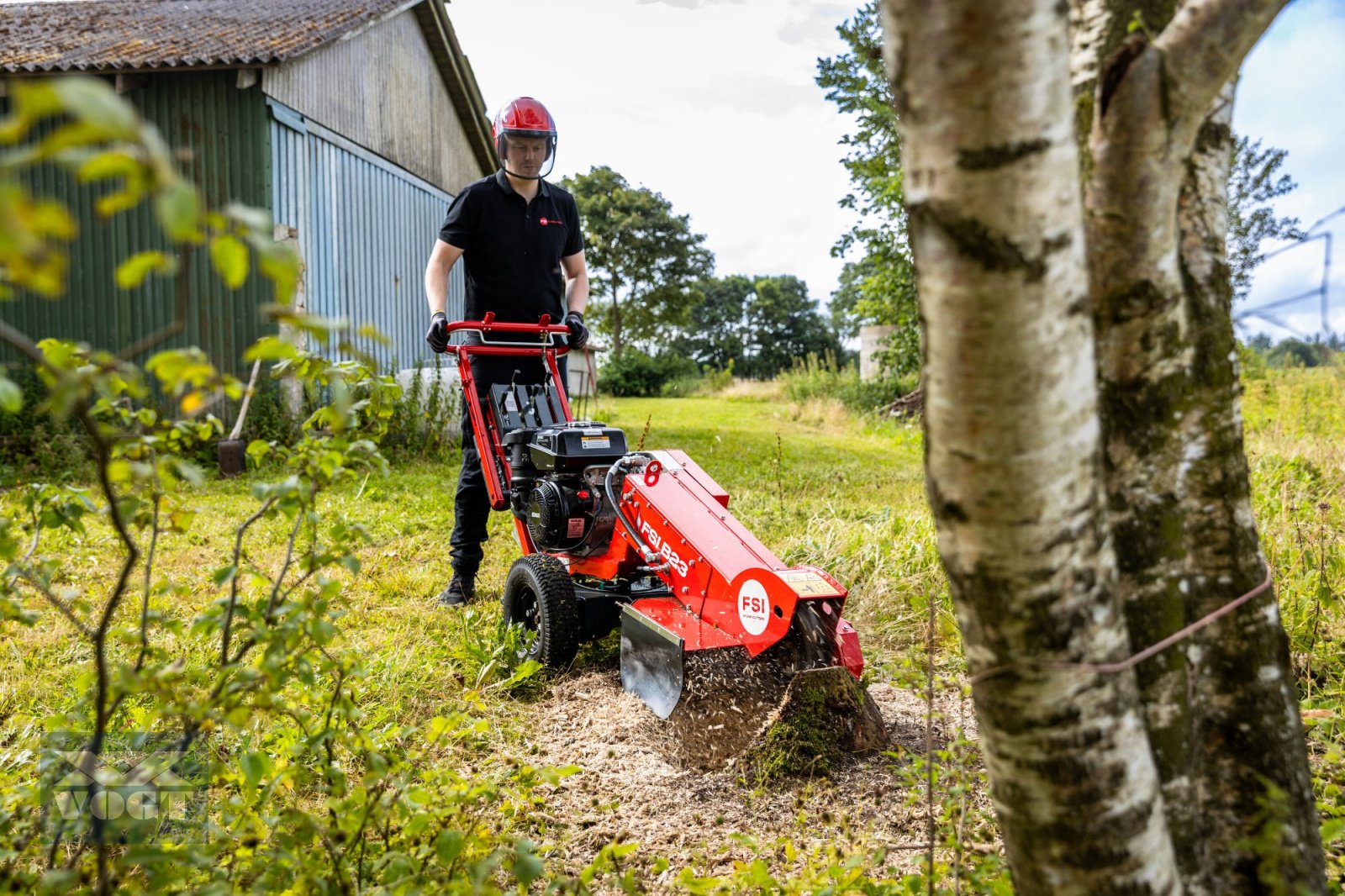 Baumstumpffräse des Typs FSI B23 Stubbenfräse /Wurzelfräse /Stockfräse mit Benzinmotor & Radantrieb, Neumaschine in Schmallenberg (Bild 9)