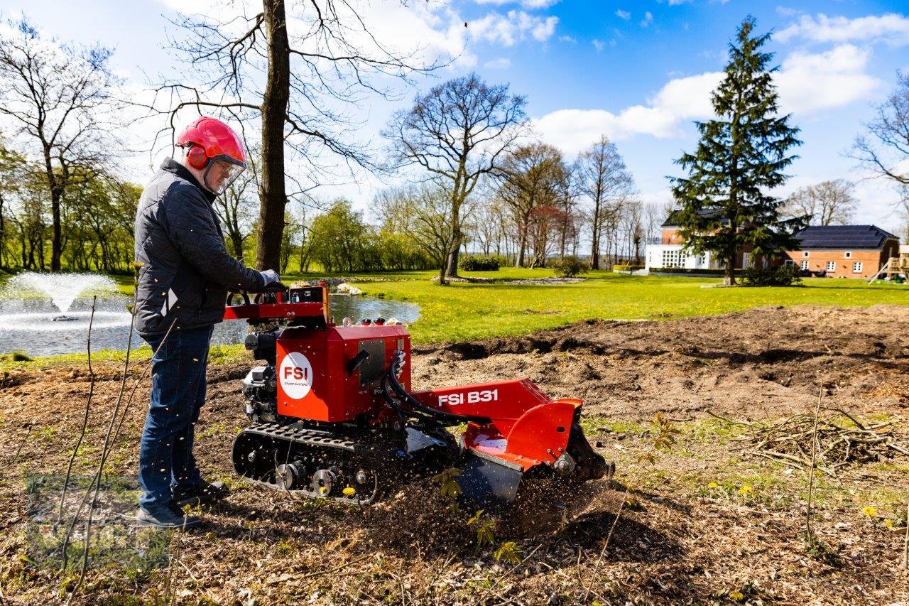 Baumstumpffräse des Typs FSI B31/749 TRACK Stubbenfräse /Wurzelfräse mit Benzinmotor & Kettenfahrwerk, Neumaschine in Schmallenberg (Bild 14)