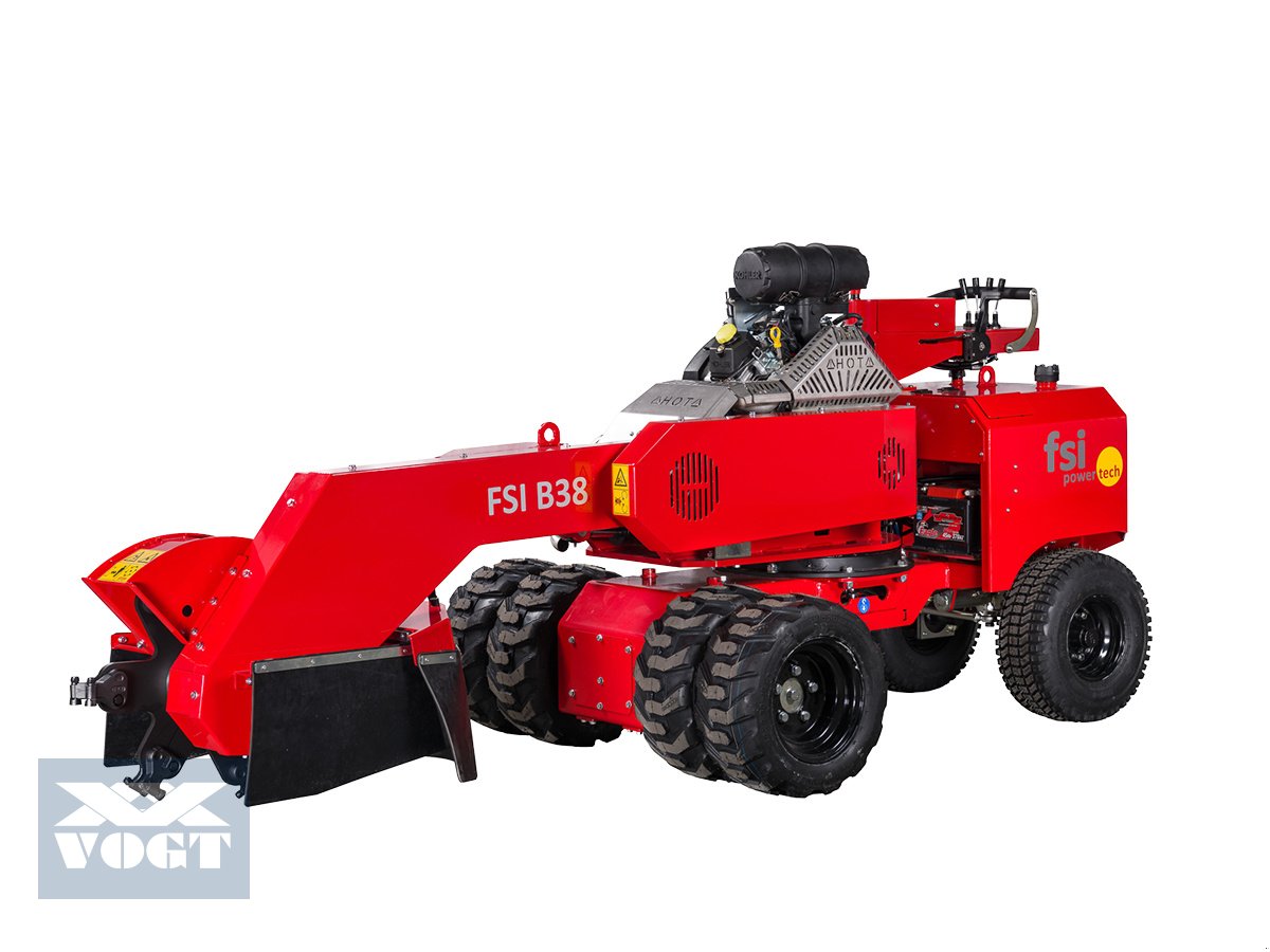 Baumstumpffräse des Typs FSI B38 4WD Stubbenfräse /Wurzelfräse mit Benzinmotor und Allradantrieb, Neumaschine in Schmallenberg (Bild 1)