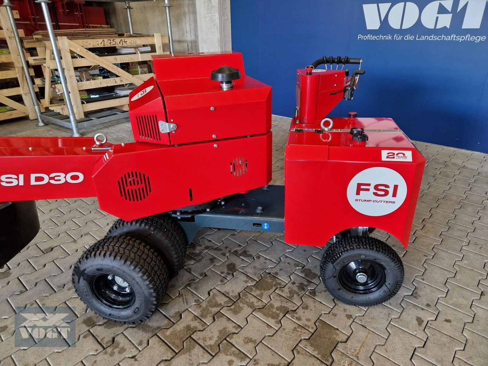 Baumstumpffräse des Typs FSI D30 Stubbenfräse /Wurzelfräse /Stockfräse mit Dieselmotor & Radantrieb-Vorführgerät-, Gebrauchtmaschine in Schmallenberg (Bild 9)