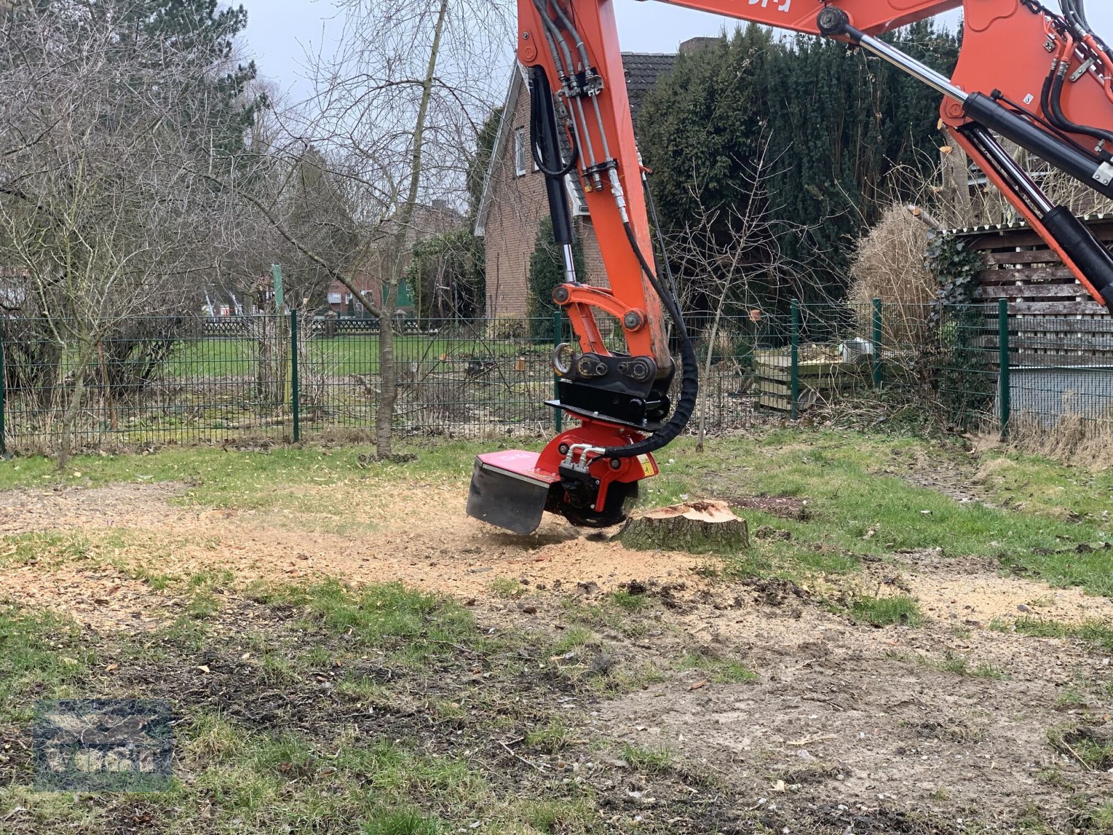 Baumstumpffräse des Typs FSI H52 Stubbenfräse /Wurzelfräse /Stockfräse für Bagger-Lagergerät-, Neumaschine in Schmallenberg (Bild 12)