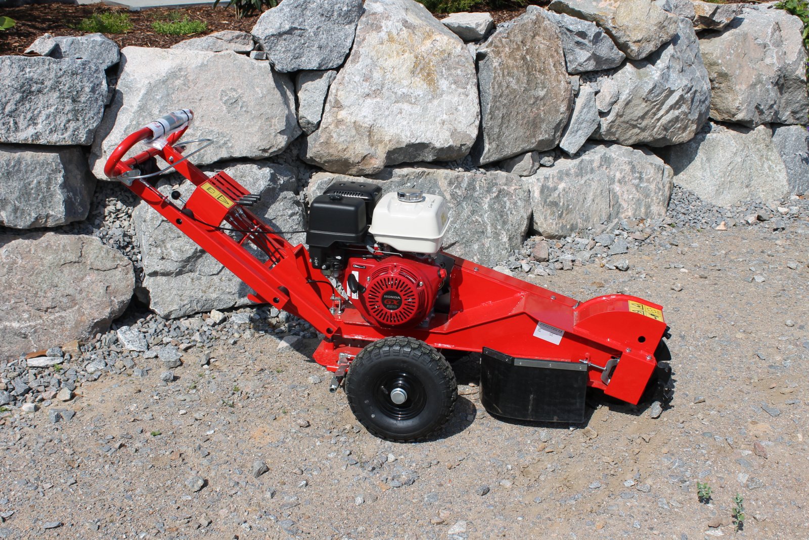 Baumstumpffräse des Typs Reil & Eichinger Baumstubbenfräse FSI Abverkauf Reil & Eichinger Mietparkmaschine, Gebrauchtmaschine in Nittenau (Bild 8)