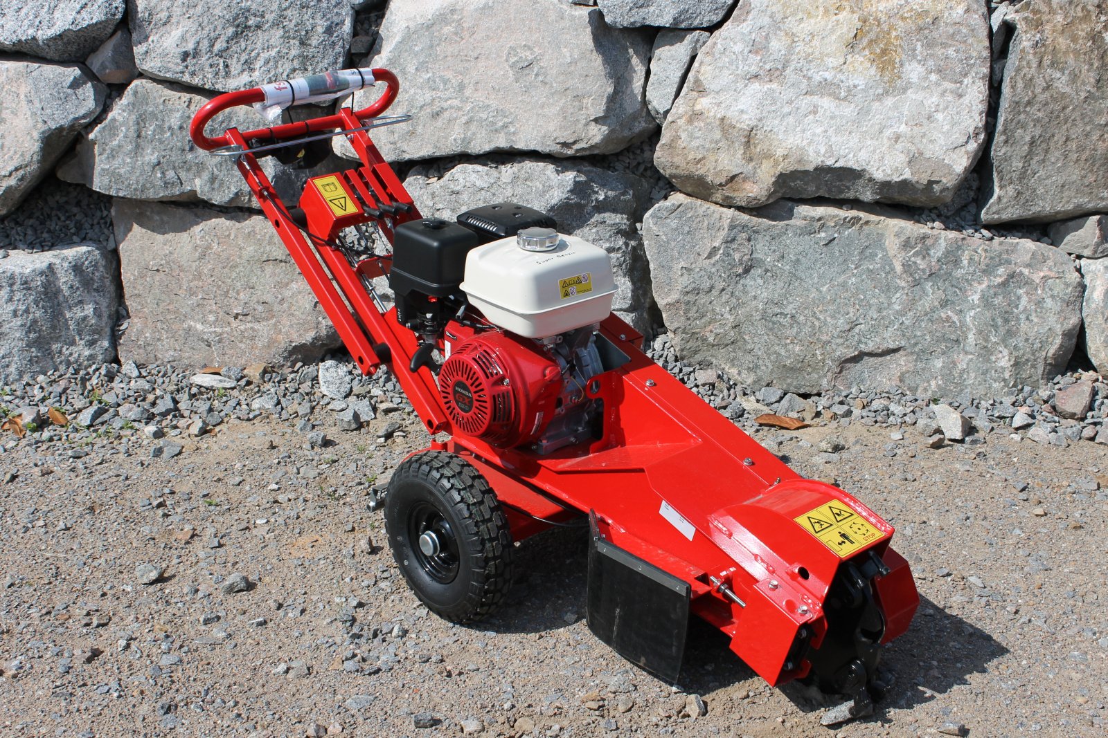 Baumstumpffräse des Typs Reil & Eichinger Baumstubbenfräse FSI Abverkauf Reil & Eichinger Mietparkmaschine, Gebrauchtmaschine in Nittenau (Bild 10)