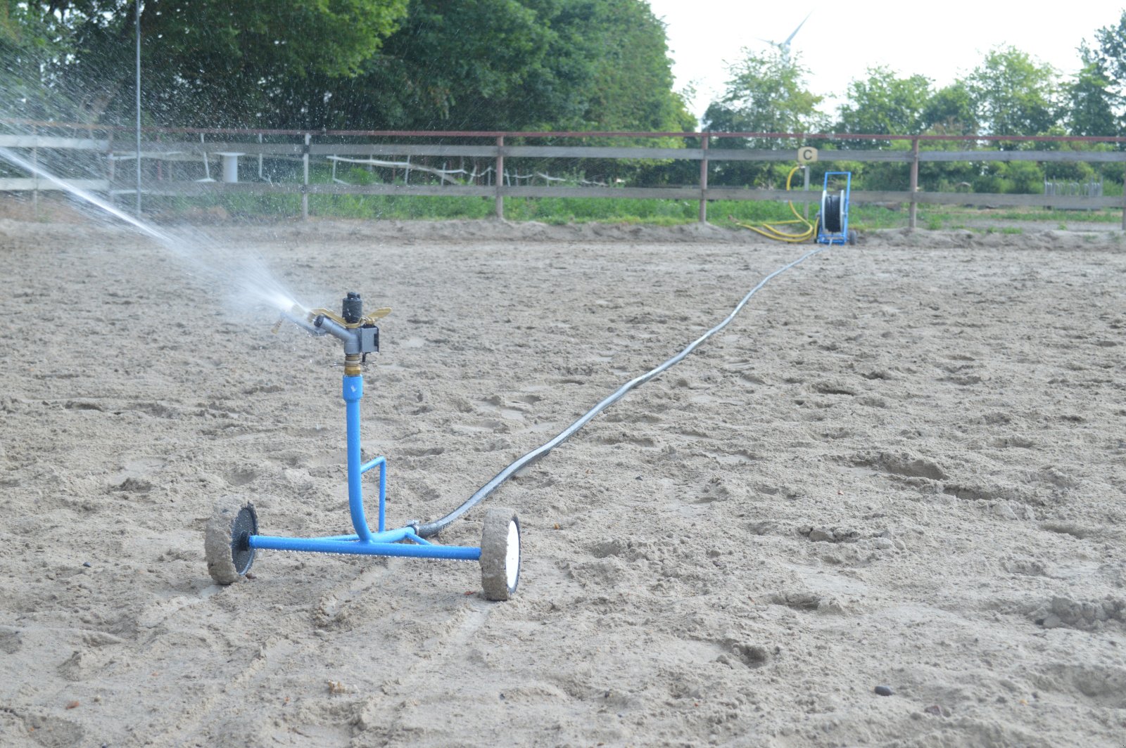 Beregnungsanlage от тип Buchholz Wasserprinz Beregnungswagen Bewässerung Reitplatzberegnung, Neumaschine в Celle (Снимка 5)
