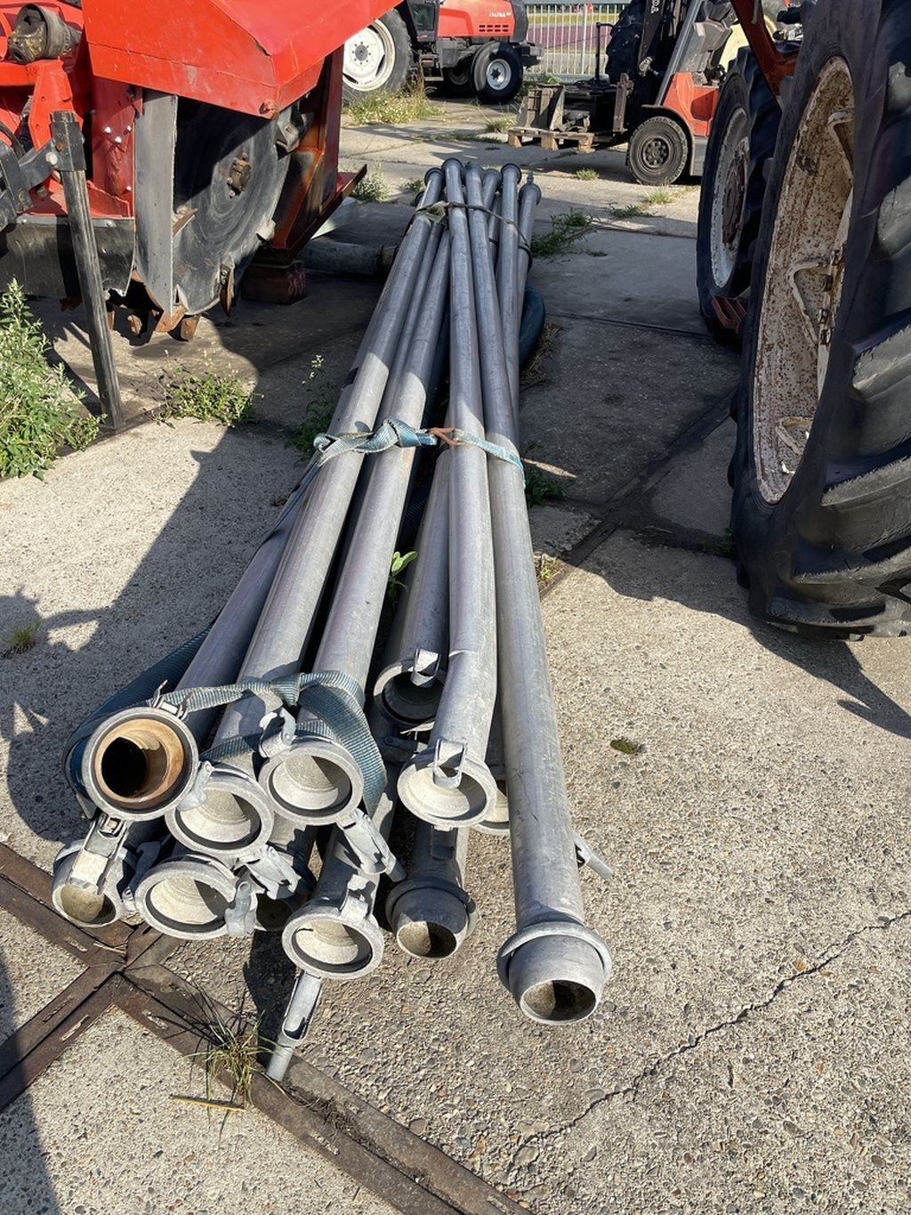 Beregnungsanlage Türe ait Sonstige Beregeningsbuizen 11 stuks buizen en aanzuigslang, Gebrauchtmaschine içinde Callantsoog (resim 2)
