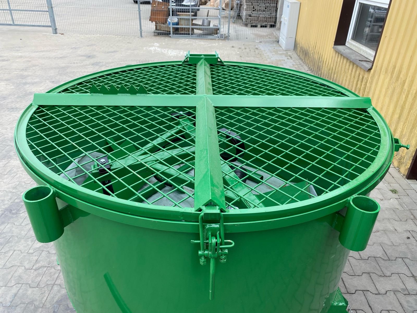 Betonmischer des Typs Ekoagri Betonmischer / hydraulic concrete mixer, Neumaschine in Michałowo (Bild 17)