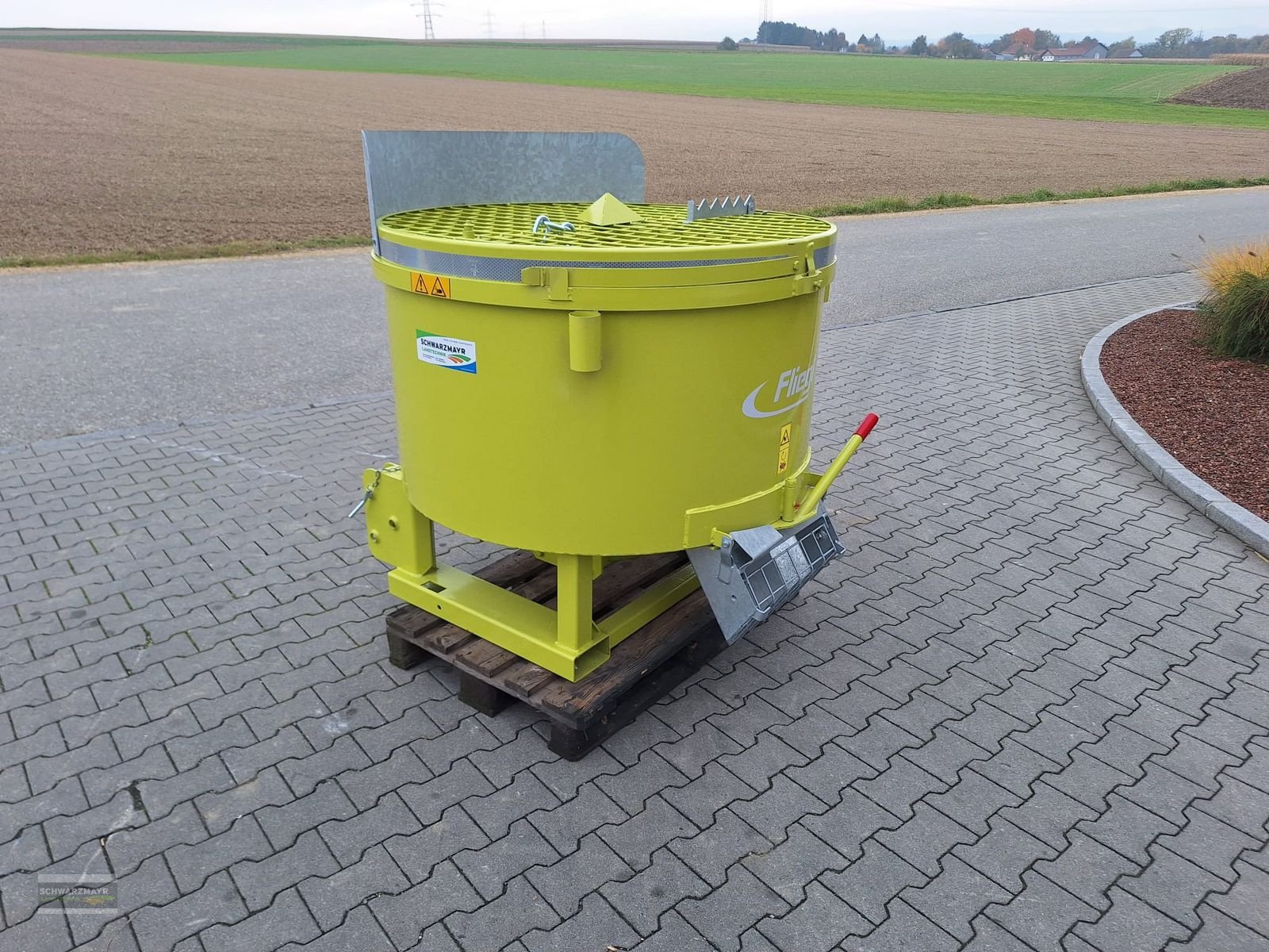 Betonmischer des Typs Fliegl AgroCenter Favorite 600lt. Betonmischer, Neumaschine in Aurolzmünster (Bild 7)