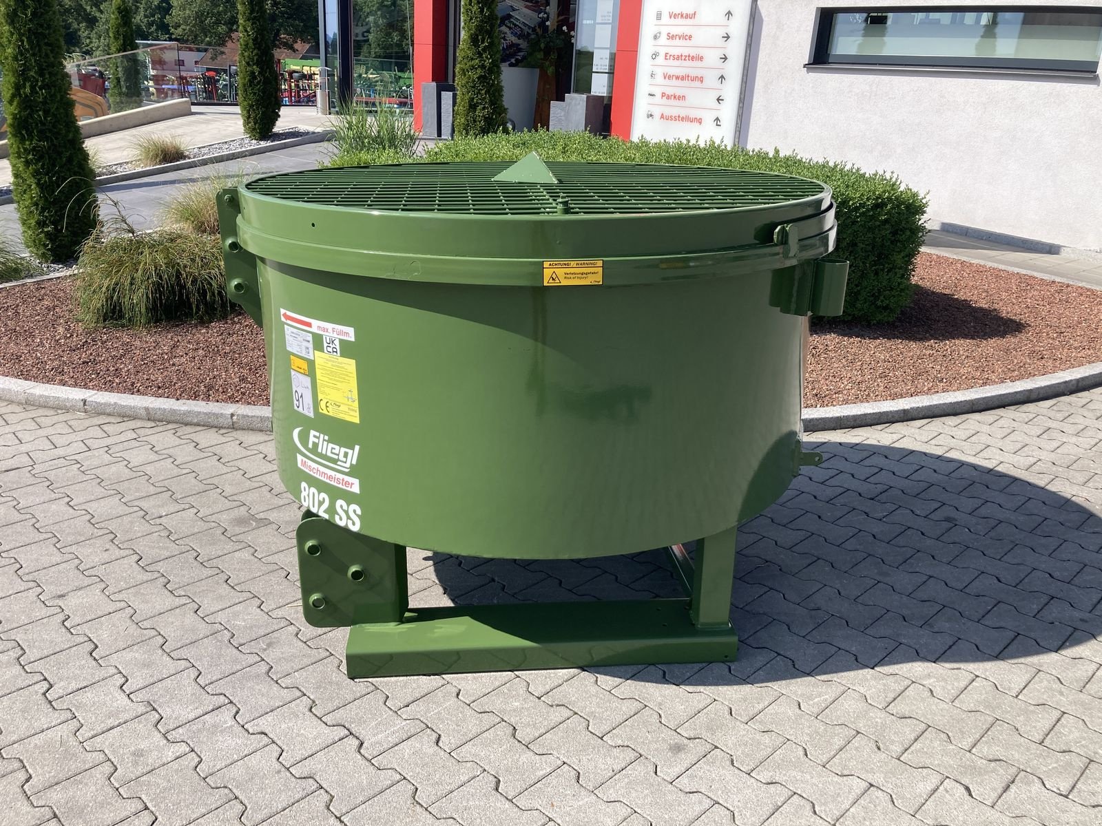 Betonmischer des Typs Fliegl AgroCenter Favorite 800lt., Neumaschine in Schlitters (Bild 8)