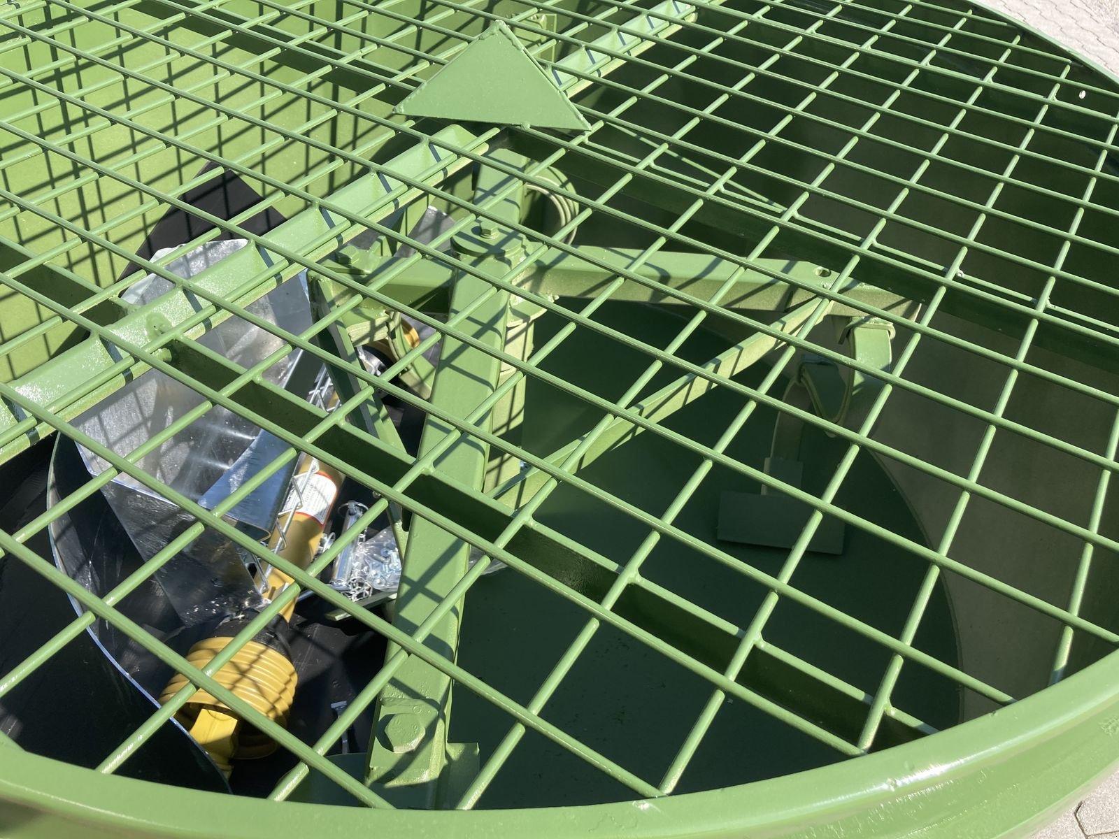 Betonmischer des Typs Fliegl AgroCenter Favorite 800lt., Neumaschine in Schlitters (Bild 15)