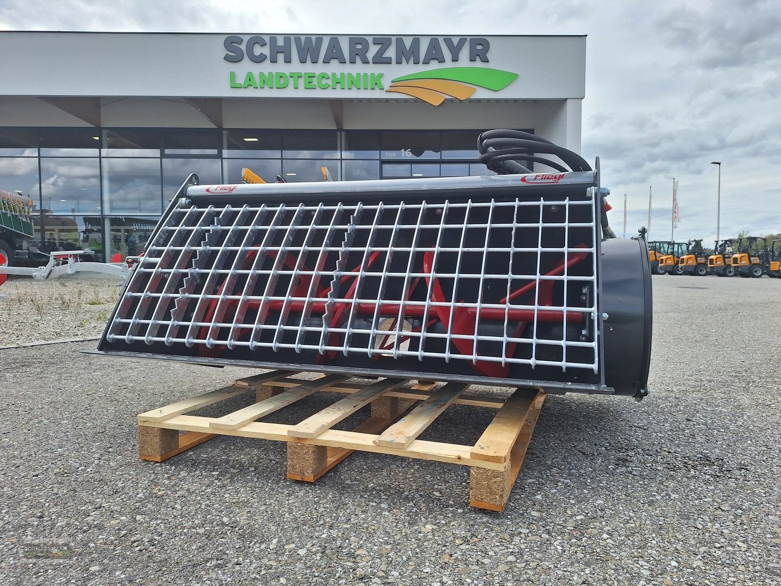 Betonmischer des Typs Fliegl Betonmischschaufel 350L, Gebrauchtmaschine in Aurolzmünster (Bild 2)