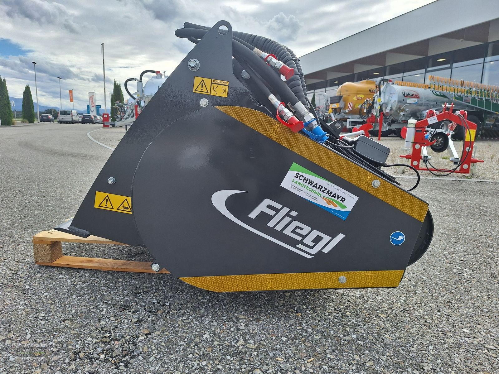 Betonmischer des Typs Fliegl Betonmischschaufel 350L, Gebrauchtmaschine in Aurolzmünster (Bild 11)