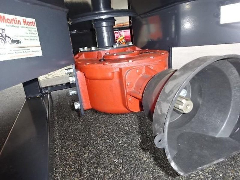 Betonmischer des Typs H-L-M 1200 Liter Betonmischer- Futtermischer- Mischer, Neumaschine in Neureichenau (Bild 4)