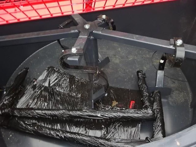 Betonmischer des Typs H-L-M 1200 Liter Betonmischer- - Mischer, Neumaschine in Neureichenau (Bild 14)