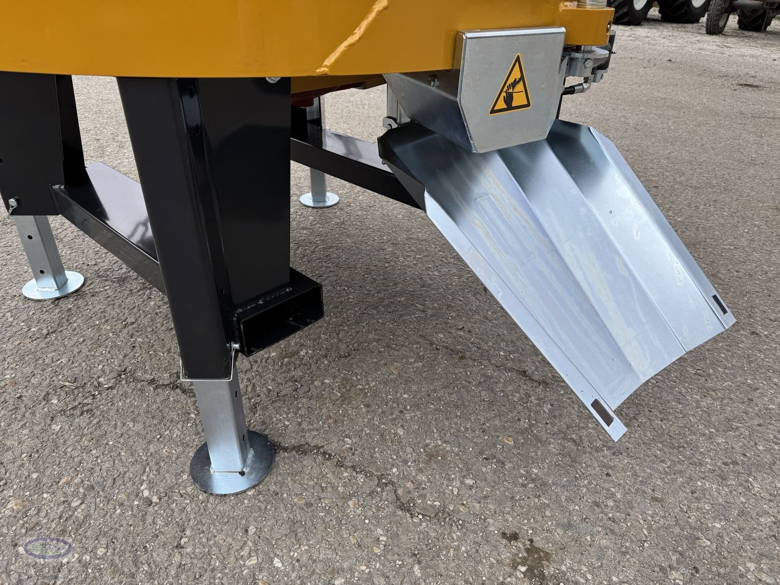 Betonmischer des Typs Mammut TM 125, Neumaschine in Münzkirchen (Bild 14)