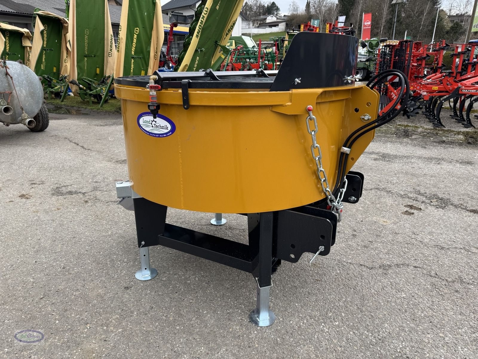 Betonmischer des Typs Mammut TM 125, Neumaschine in Münzkirchen (Bild 11)