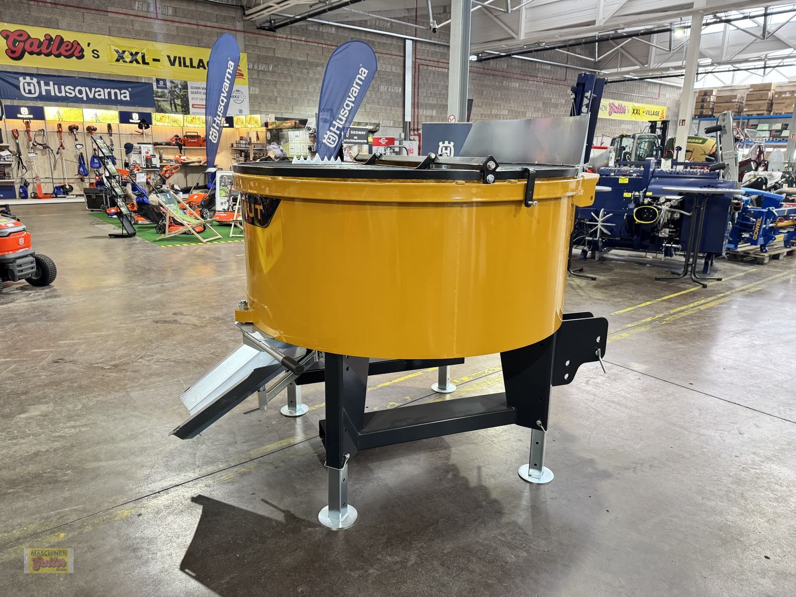 Betonmischer типа Mammut TM 150 Betonmischer Zwangsmischer 750Liter, Neumaschine в Kötschach (Фотография 4)