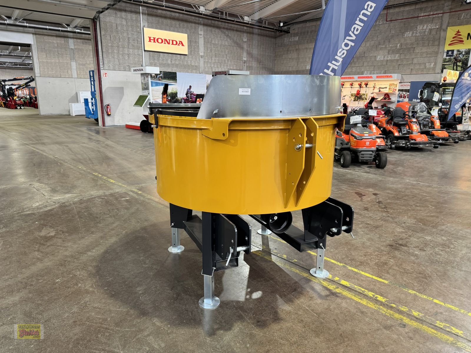 Betonmischer типа Mammut TM 150 Betonmischer Zwangsmischer 750Liter, Neumaschine в Kötschach (Фотография 2)