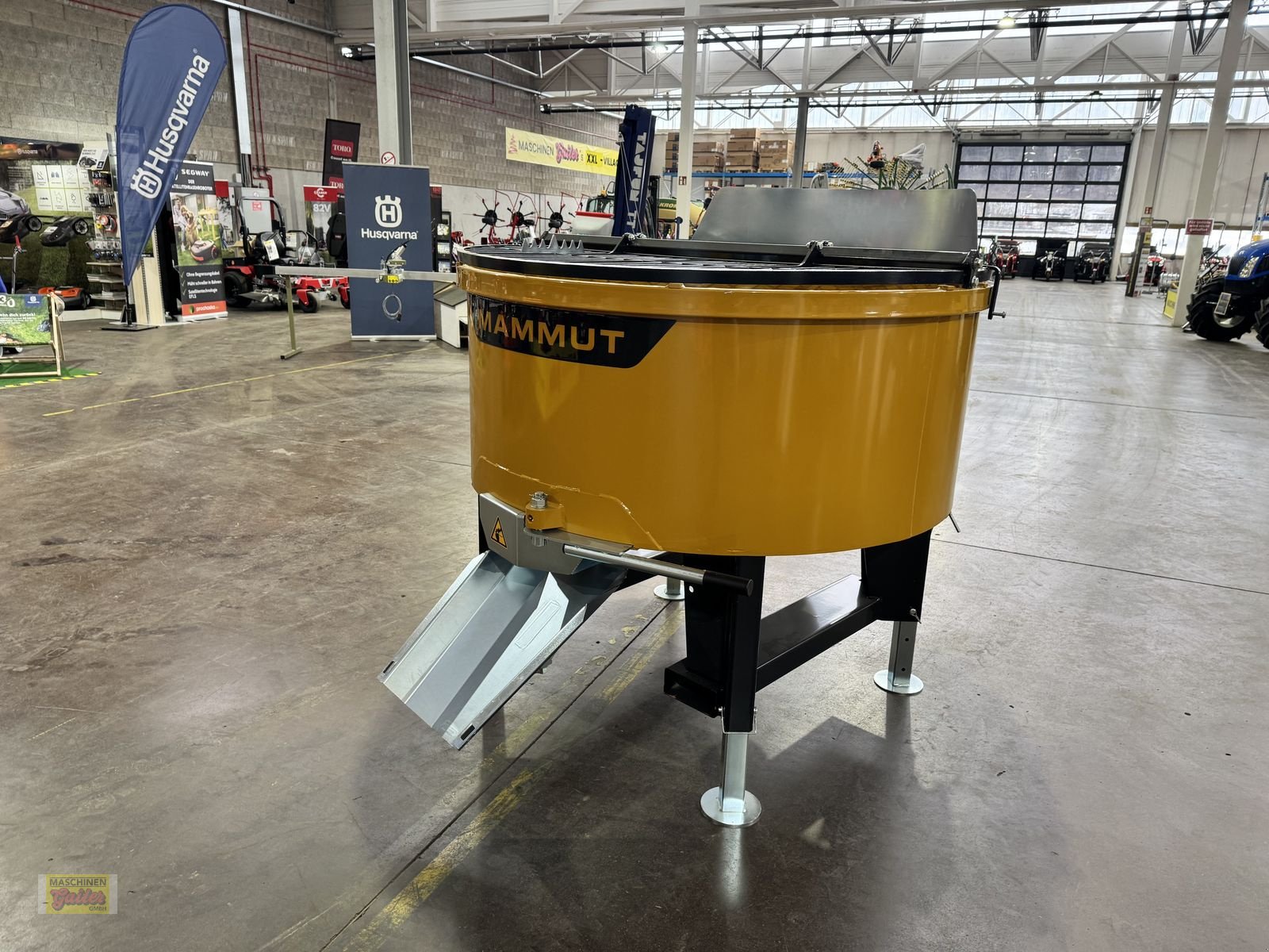 Betonmischer типа Mammut TM 150 Betonmischer Zwangsmischer 750Liter, Neumaschine в Kötschach (Фотография 5)