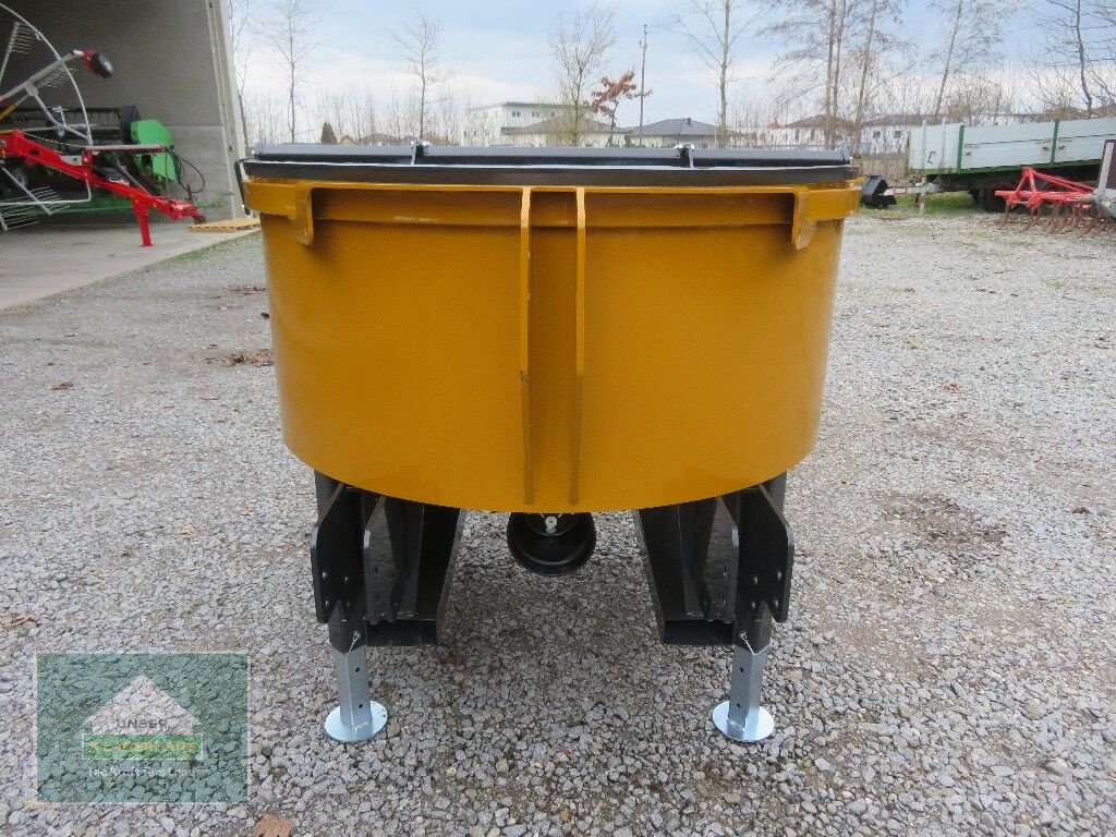 Betonmischer des Typs Mammut TM 150, Neumaschine in Hofkirchen (Bild 3)