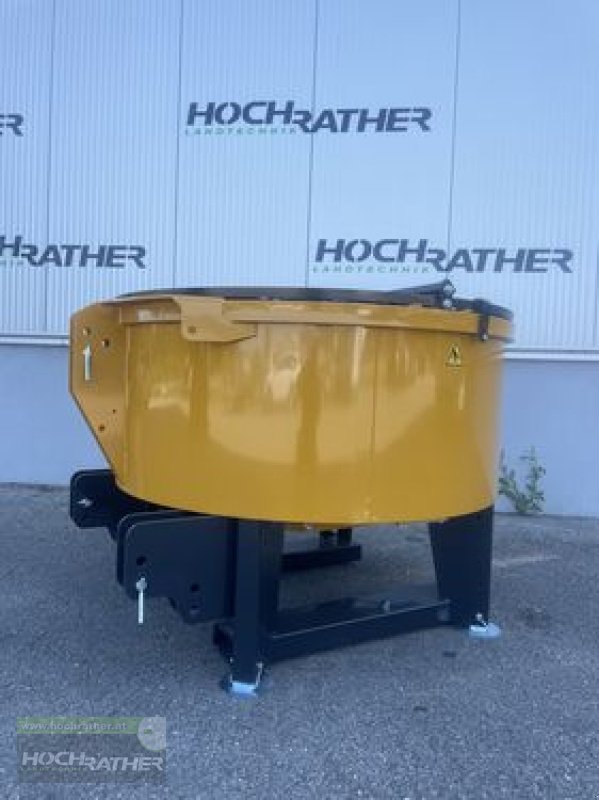 Betonmischer des Typs Mammut TM 150, Neumaschine in Kronstorf (Bild 2)