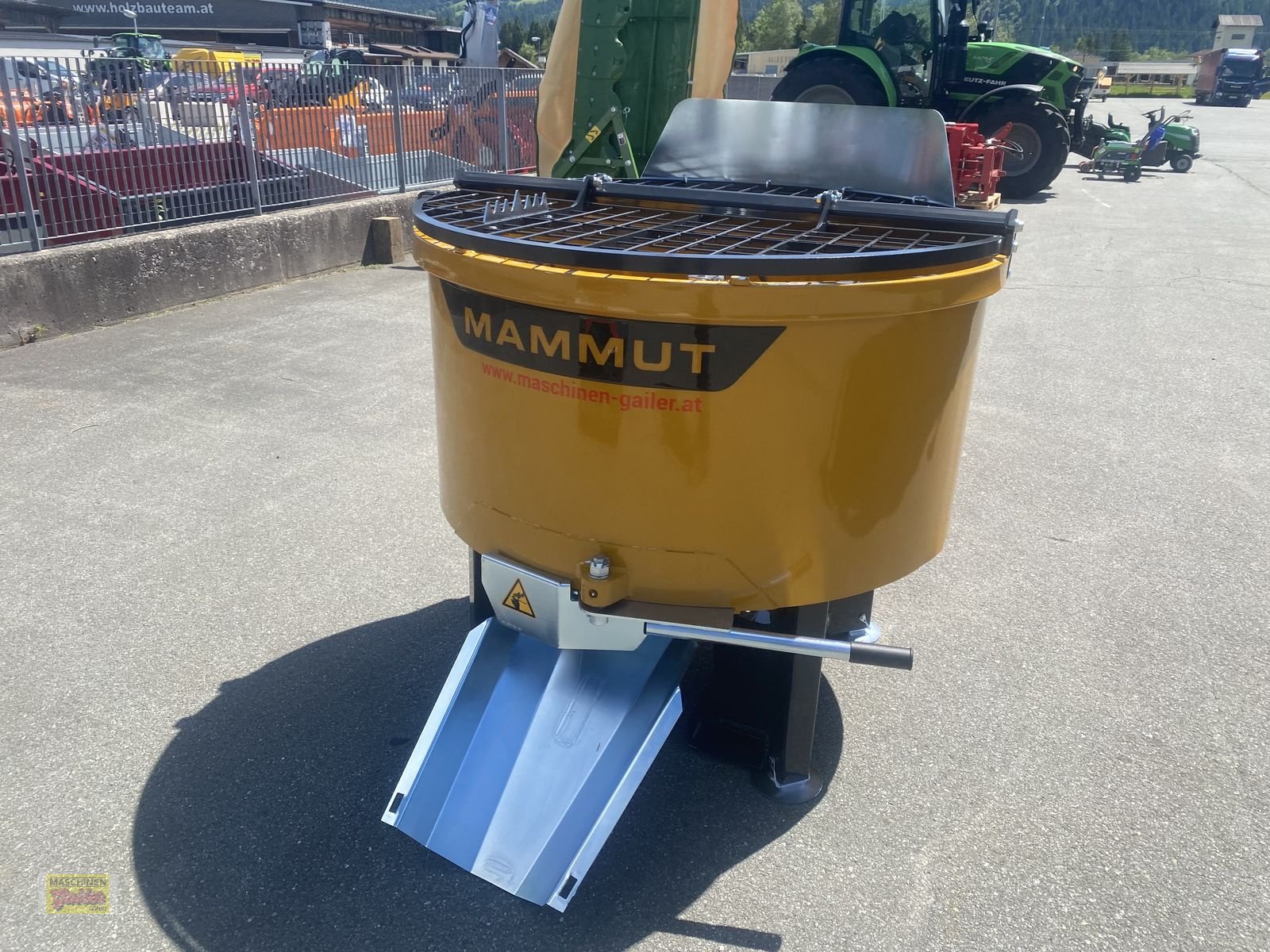 Betonmischer des Typs Mammut Turbo Mix TM 125 Betonmischer, Neumaschine in Kötschach (Bild 8)