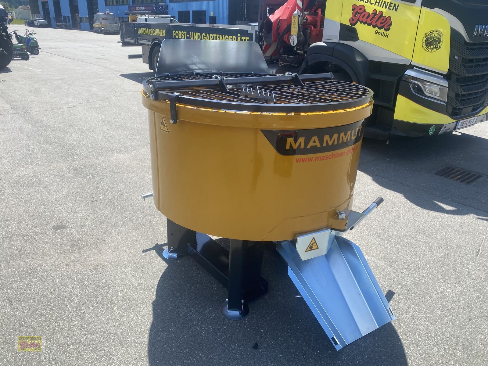 Betonmischer des Typs Mammut Turbo Mix TM 125 Betonmischer, Neumaschine in Kötschach (Bild 10)