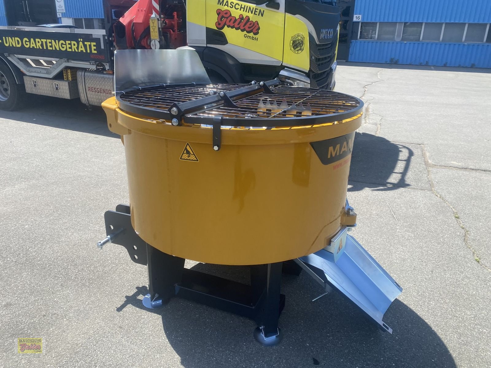 Betonmischer des Typs Mammut Turbo Mix TM 125 Betonmischer, Neumaschine in Kötschach (Bild 11)