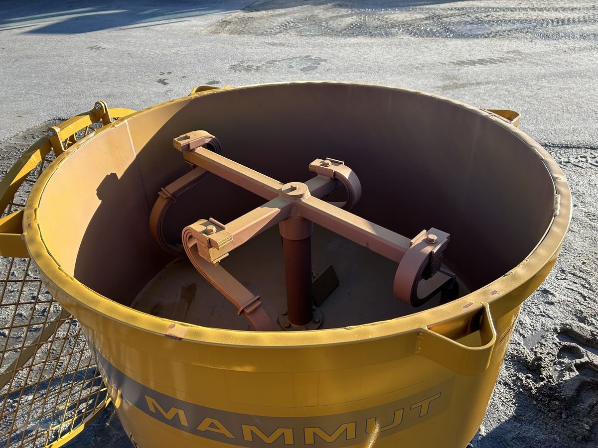 Betonmischer des Typs Mammut Turbo Mix TM 125, Neumaschine in Niederkappel (Bild 6)