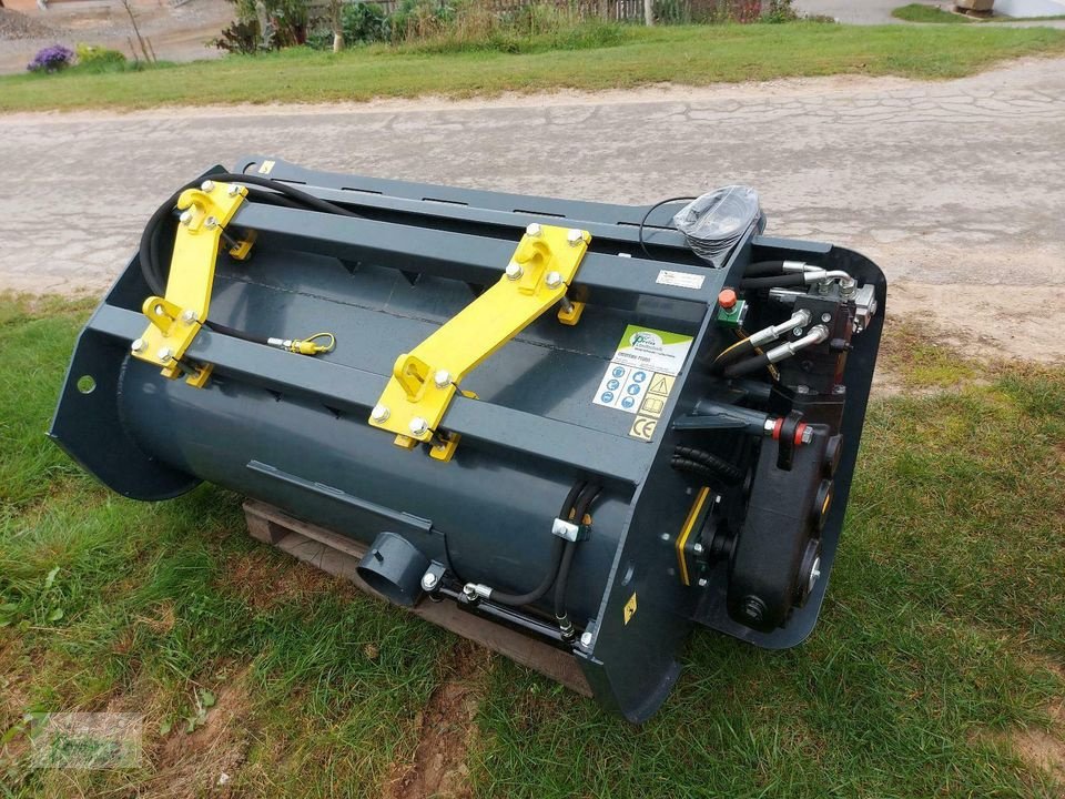 Betonmischer des Typs PreissTec Betonmischschaufel, Neumaschine in Bad Kötzting (Bild 4)