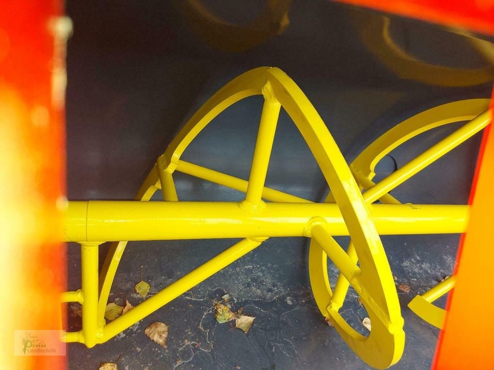 Betonmischer des Typs PreissTec Betonmischschaufel, Neumaschine in Bad Kötzting (Bild 5)