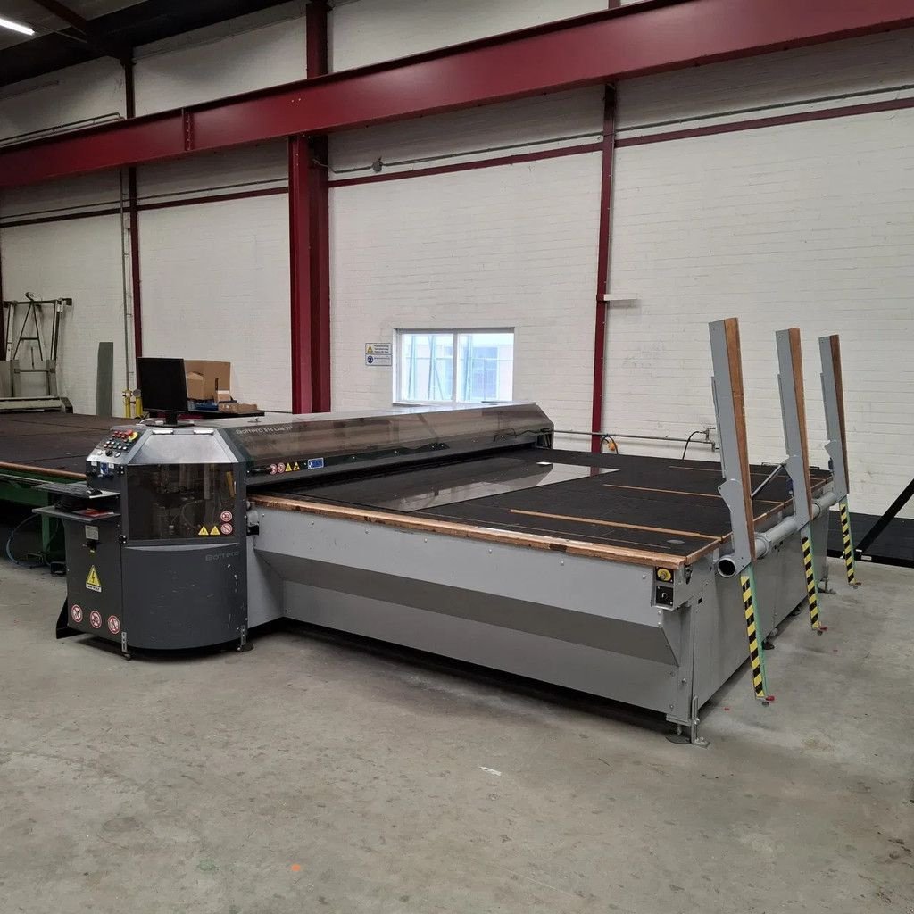 Betonmischer of the type Sonstige Snijmachine voor gelaad glas Bottero 515 LAME/37, Gebrauchtmaschine in Groningen (Picture 1)