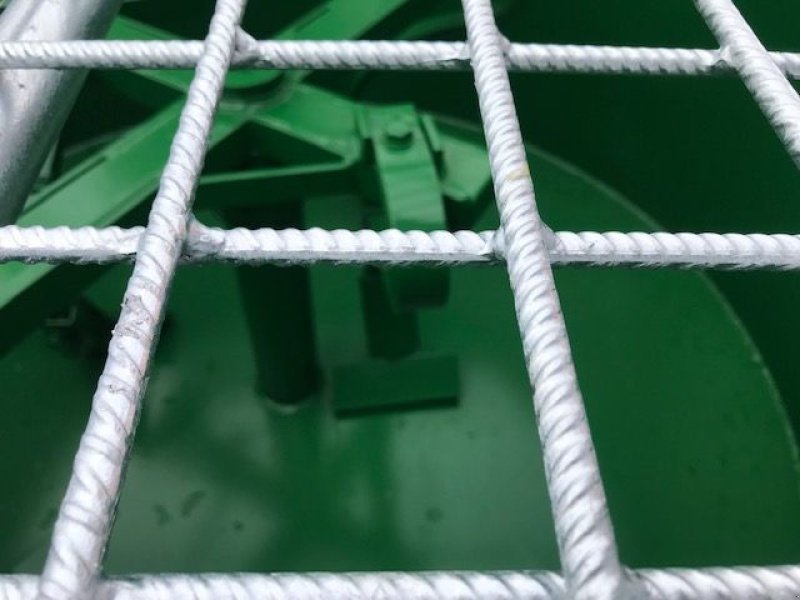 Betonmischer des Typs Stockmann Betonmischer ESK800 mit Gelenkwelle, Neumaschine in Tamsweg (Bild 14)