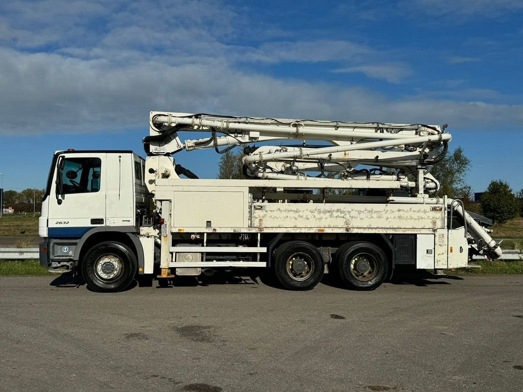 Betonpumpe typu Sonstige Mercedes Benz Actros 2632 6x4 with Putzmeister BSF 24-4 11 24m concrete pump, Gebrauchtmaschine v Velddriel (Obrázok 2)