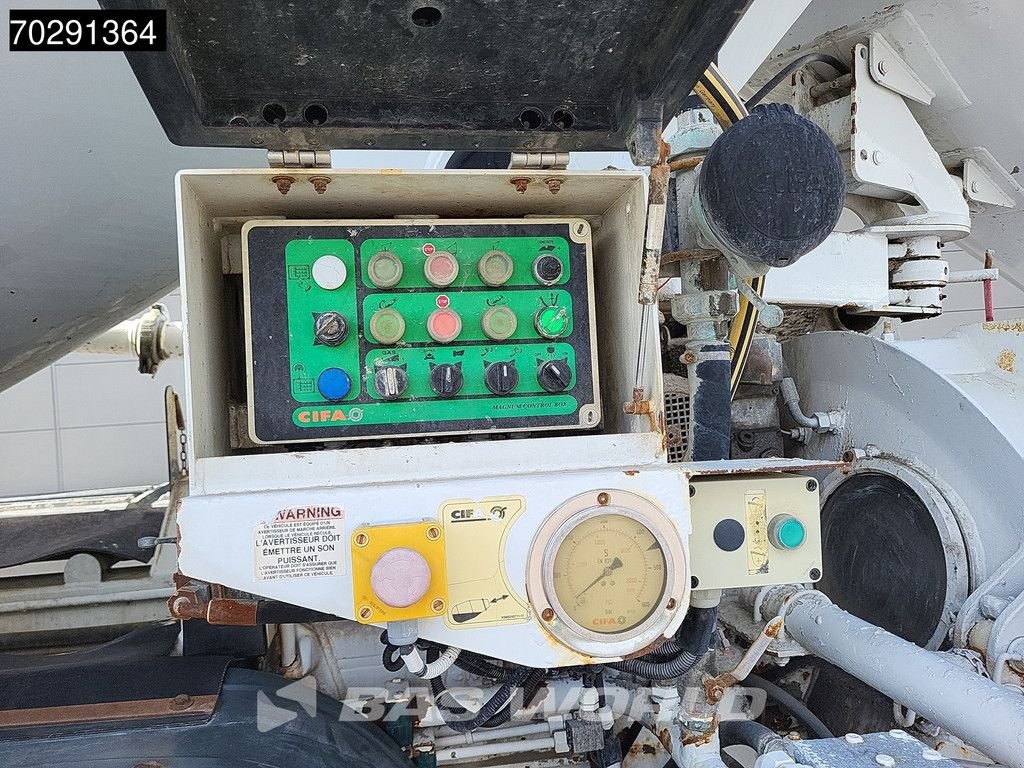 Betonpumpe typu Sonstige Mercedes Benz Actros 3241 8X4 Cifa MK24.4Z Pompe+Mixer Retarder 3-Pedals Steel, Gebrauchtmaschine v Veghel (Obrázok 8)