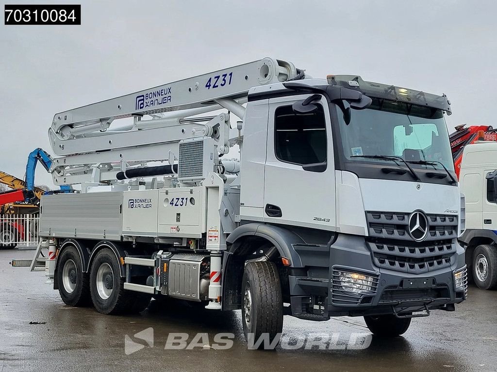 Betonpumpe типа Sonstige Mercedes Benz Arocs 2843 Arocs 6X4 NEW! 31mtr 4x extendable Bonneux concrete p, Neumaschine в Veghel (Фотография 3)