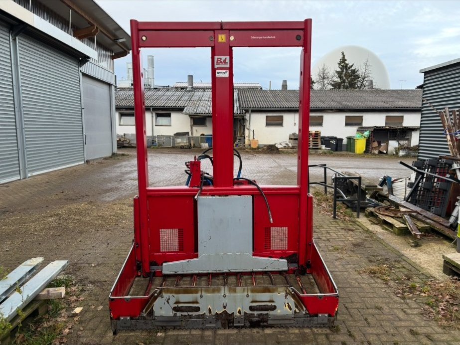 Blockschneider des Typs BVL Megastar XXL 1850, Gebrauchtmaschine in Donaueschingen (Bild 1)