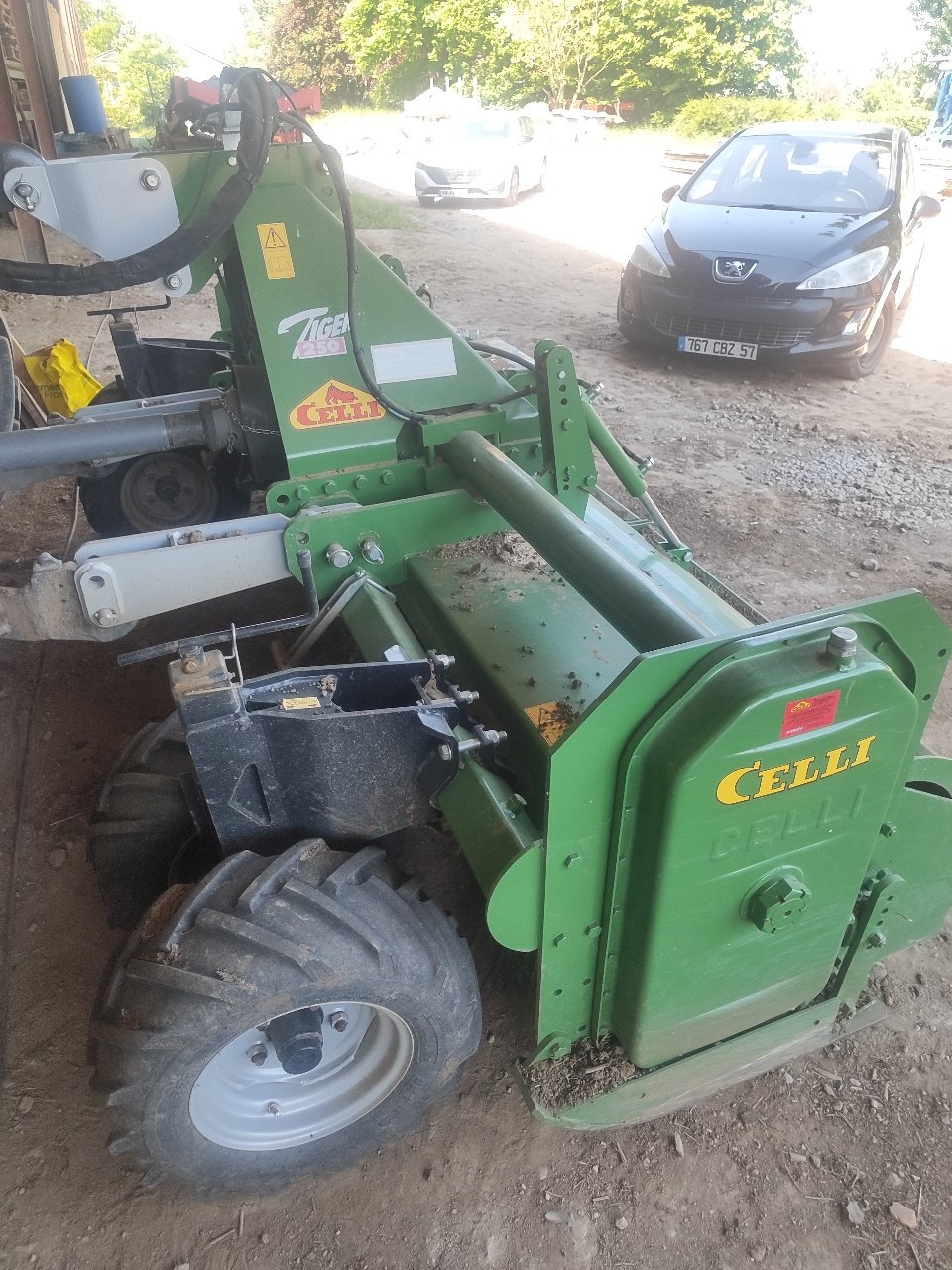 Bodenfräse of the type Celli TIGEN 250, Gebrauchtmaschine in Eton (Picture 3)