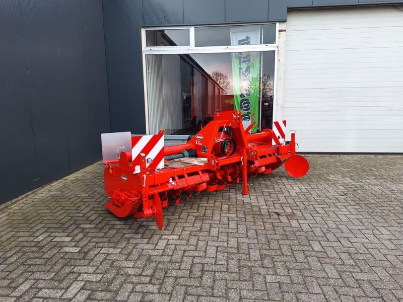 Bodenfräse of the type Kuhn EL 162-300, Neumaschine in MARIENHEEM