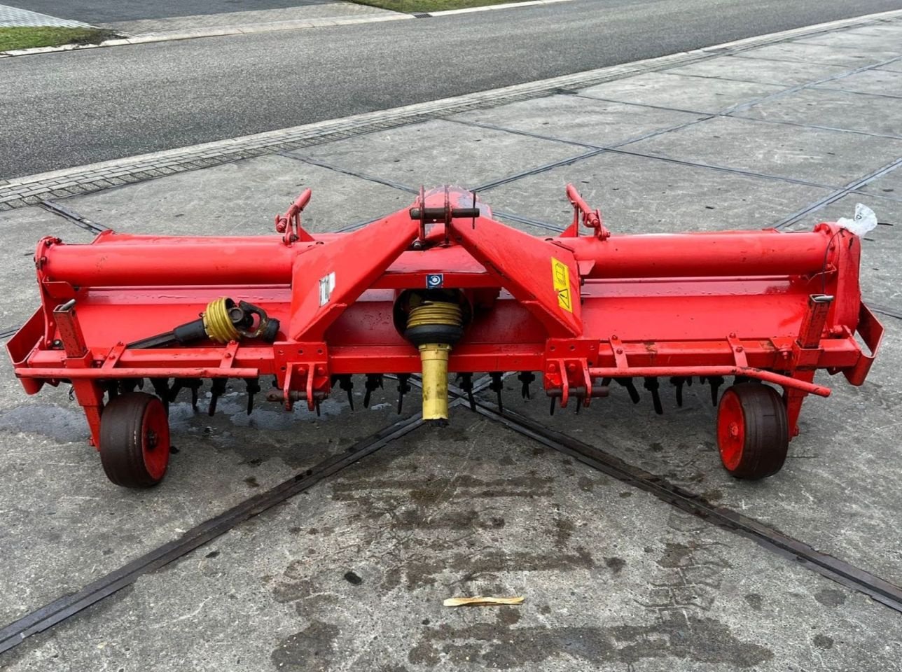 Bodenfräse typu Kuhn EL100N255, Gebrauchtmaschine w Joure (Zdjęcie 2)