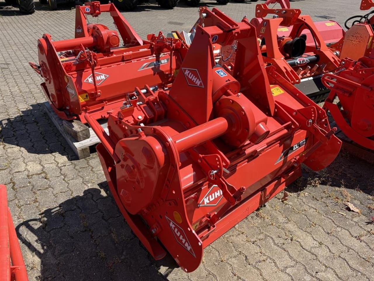 Bodenfräse Türe ait Kuhn EL82-130, Neumaschine içinde Niederkirchen (resim 1)