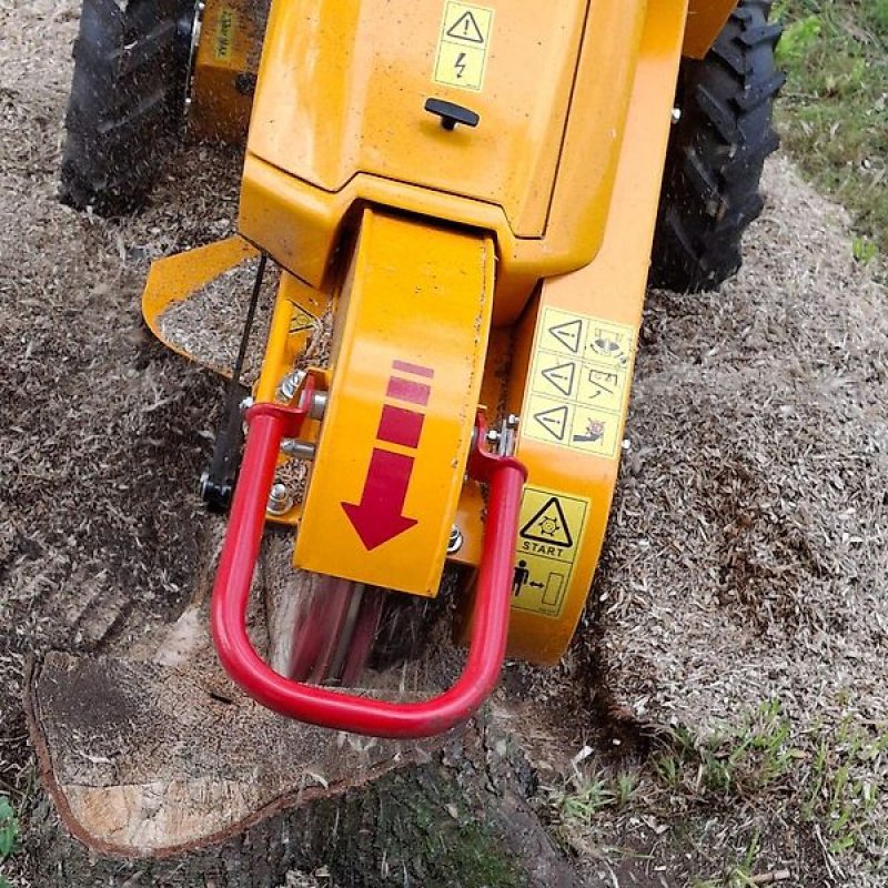 Bodenfräse of the type laski Stubbenfräse Baumstumpffräse Stockfräse Wurzelstockfräse, Gebrauchtmaschine in Schmallenberg (Picture 8)