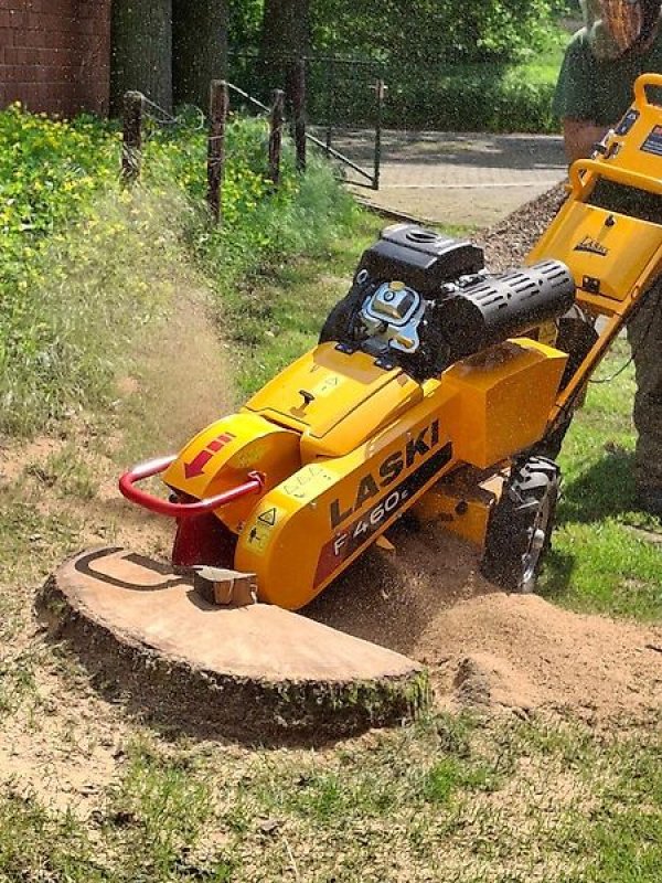 Bodenfräse of the type laski Stubbenfräse Baumstumpffräse Stockfräse Wurzelstockfräse, Gebrauchtmaschine in Schmallenberg (Picture 1)