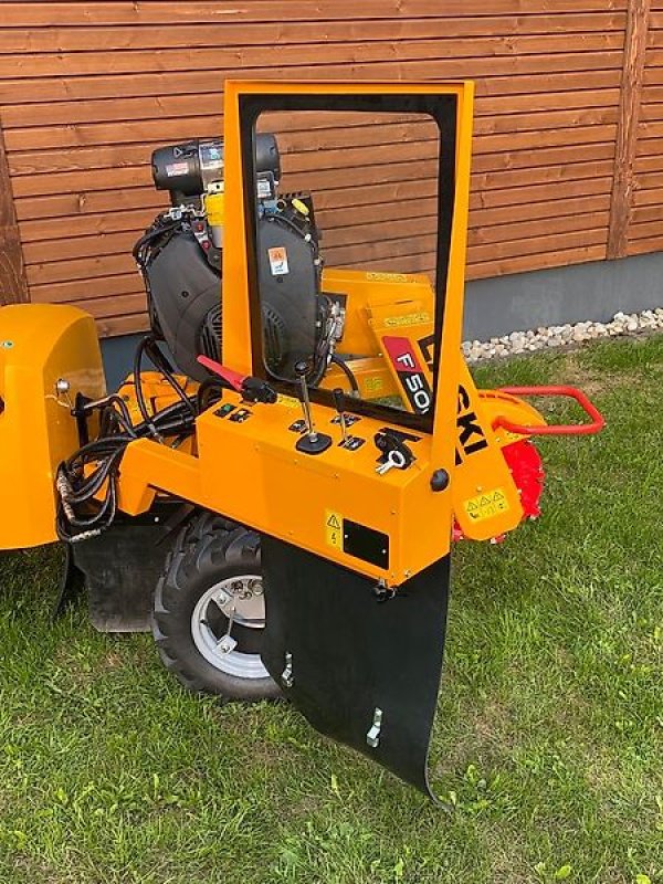 Bodenfräse of the type laski Stubbenfräse Stockfräse Baumstumpffräse Wurzelstockfräse, Gebrauchtmaschine in Schmallenberg (Picture 10)