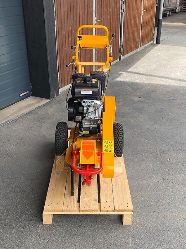 Bodenfräse of the type laski Stubbenfräse Stockfräse Baumstumpffräse Wurzelstockfräse, Gebrauchtmaschine in Schmallenberg (Picture 3)