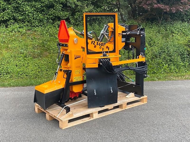 Bodenfräse of the type laski Stubbenfräse Stockfräse Baumstumpffräse Wurzelstockfräse, Gebrauchtmaschine in Schmallenberg (Picture 9)