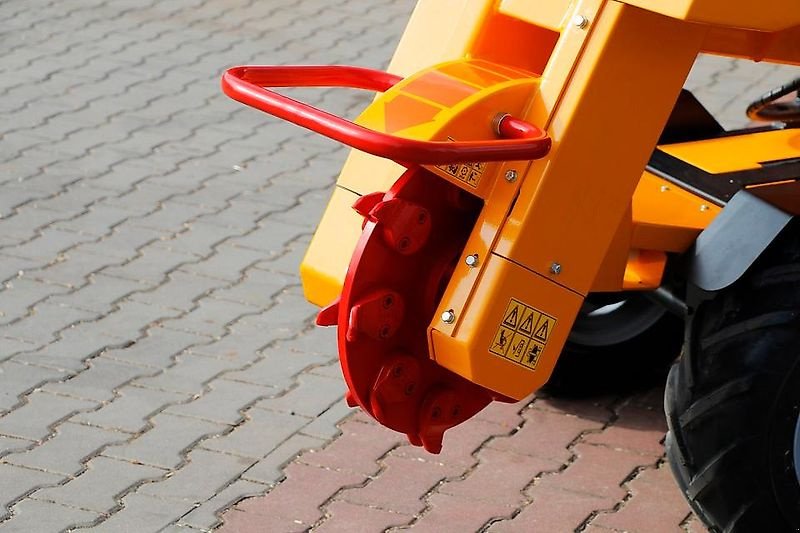 Bodenfräse of the type laski Stubbenfräse Stockfräse Baumstumpffräse Wurzelstockfräse, Gebrauchtmaschine in Schmallenberg (Picture 5)